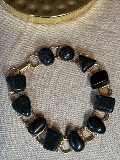 Vintage Black-Blue Stone Bead Bracelet with Gold Tone Link Spacers – Geometric Design