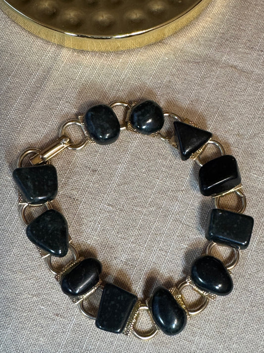 Vintage Black-Blue Stone Bead Bracelet with Gold Tone Link Spacers – Geometric Design