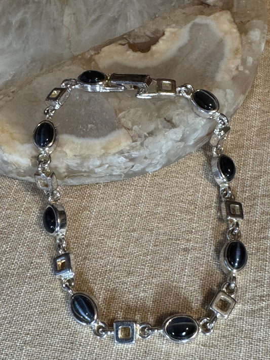 Vintage Modernist Link Bracelet – Black Cat’s Eye Cabochons & Silver Links