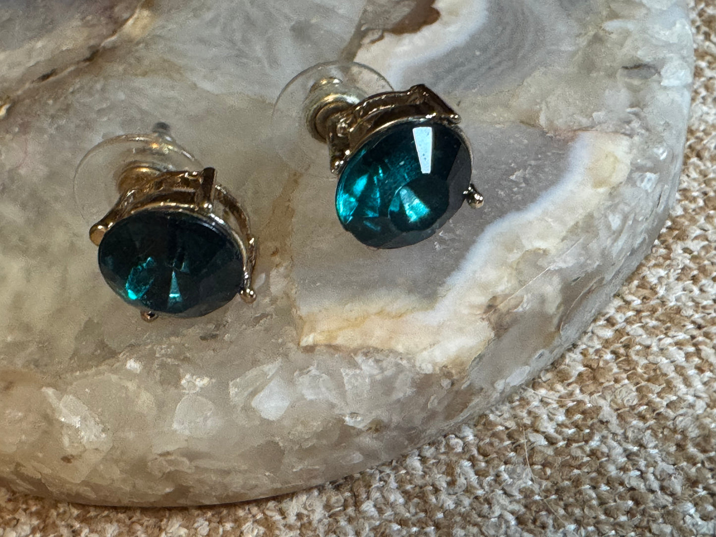 Blue Zircon Rhinestone Stud Earrings – Faceted Crystal in Silver-Tone Setting