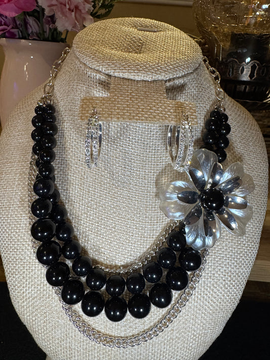 Vintage Inspired Triple-Layer Black Bead &Silver-Tone Chain Flower Necklace