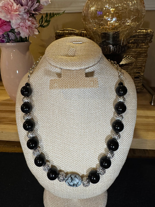 Statement Graduated Black Bead & Ornate Silver-Tone Necklace — Sculptural Elegance & Timeless Presence