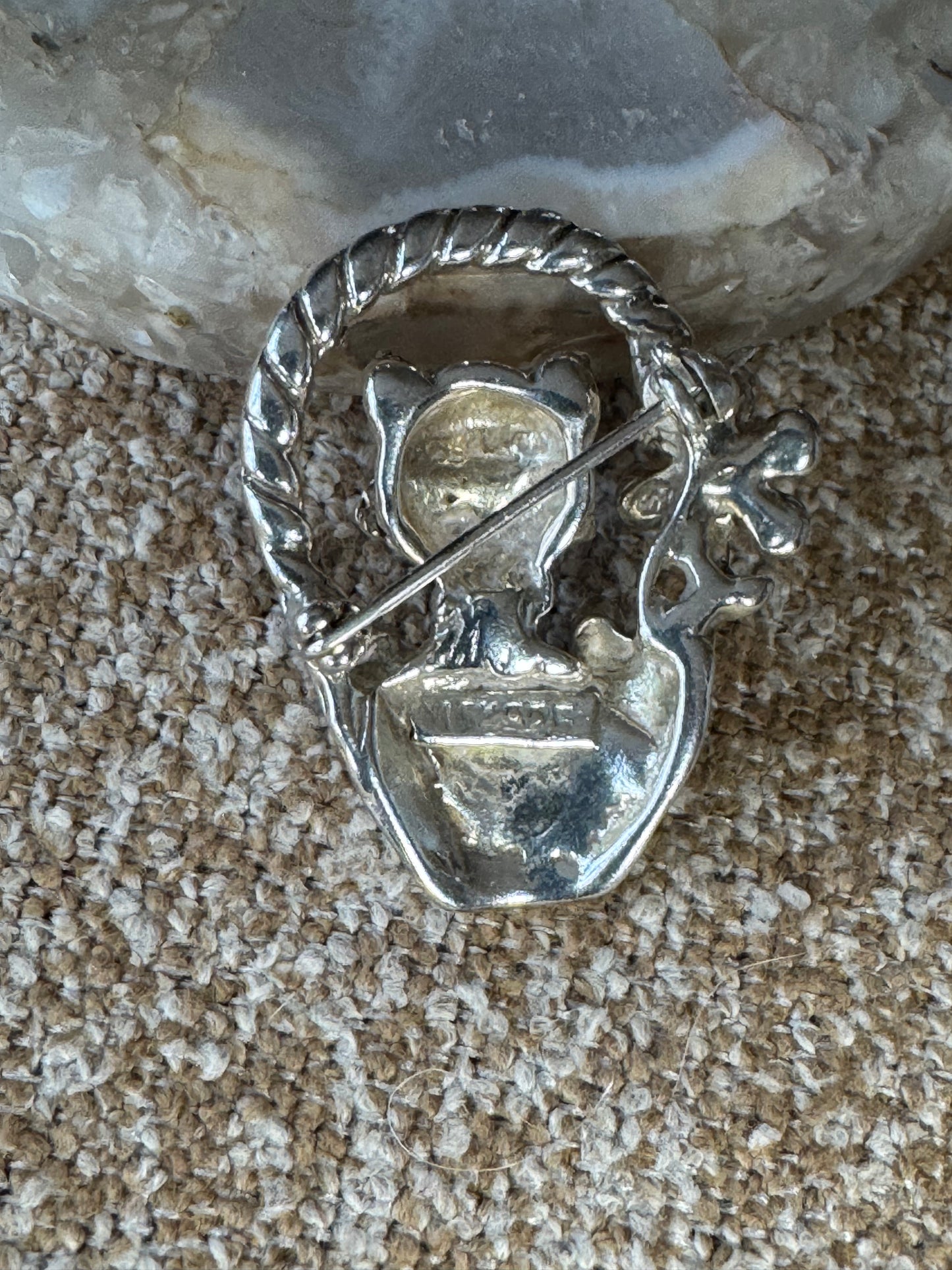 Vintage 925 Sterling Silver Kitty in Flower Basket Brooch — Charming Retro Detail