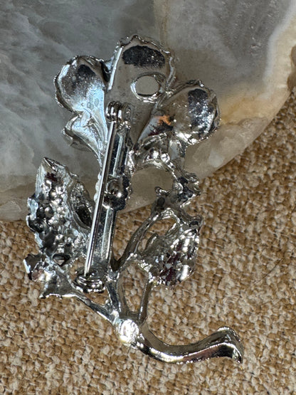 Vintage Silver-Toned Poppy Brooch – 1930s–1940s Botanical Design