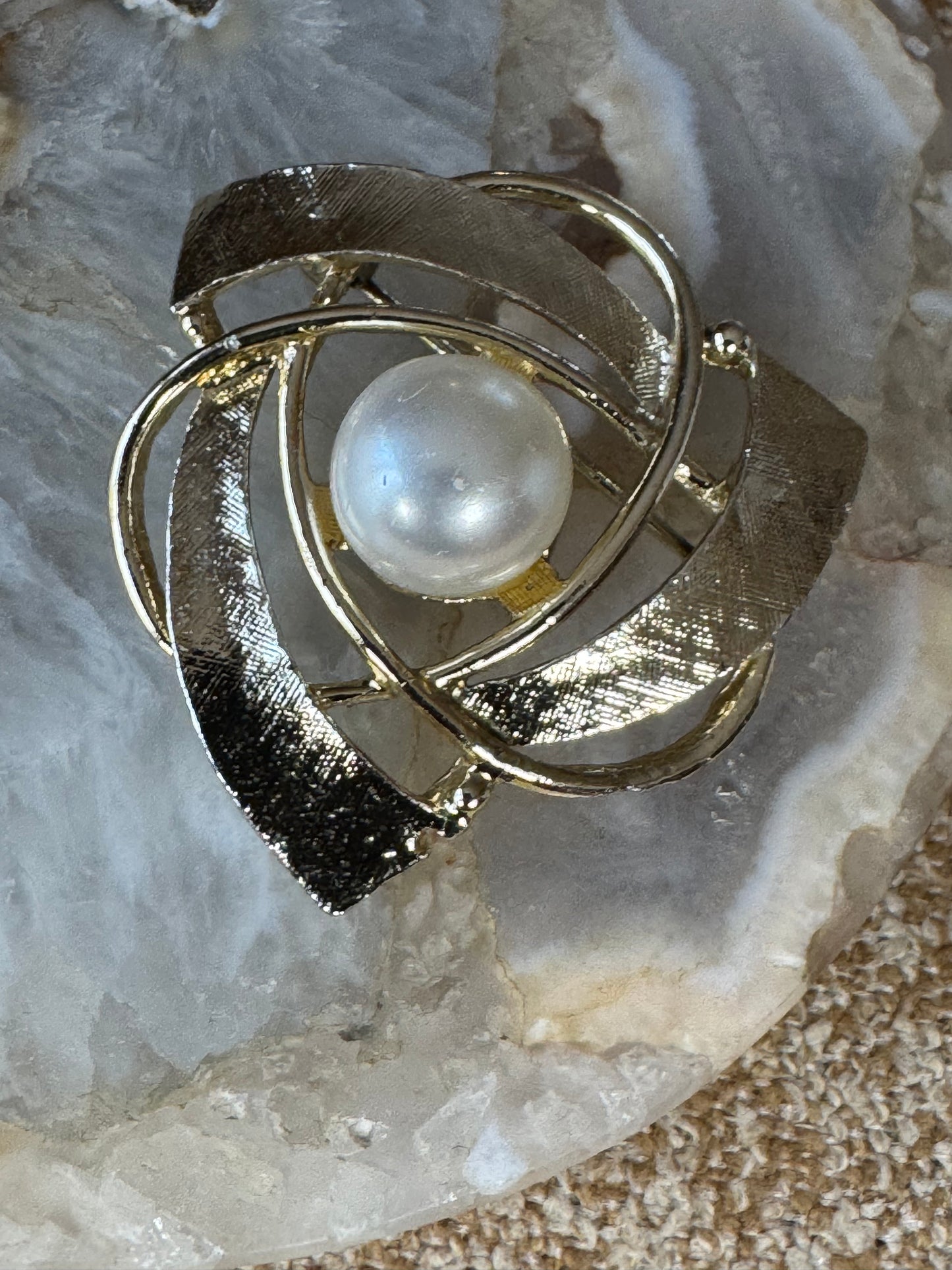 Gold-Toned Swirl Brooch with Faux Pearl