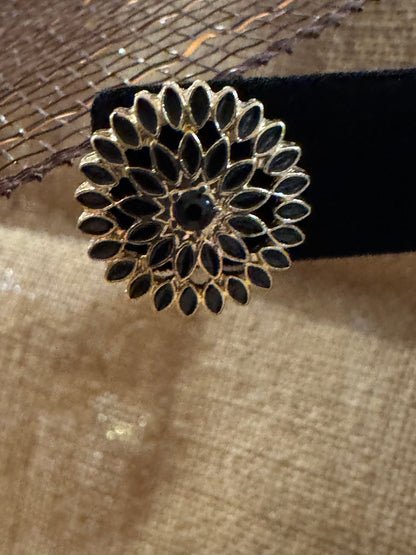 Vintage Gold-Tone Sunflower-Inspired Post Earrings with Black Stones