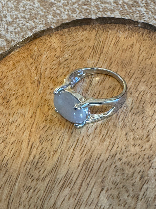 Moonstone Cabochon Ring – Silver Plated – Classic Oval Setting – Size 8.5