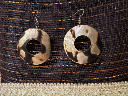 Vintage Mother-of-Pearl Disc Dangle Earrings