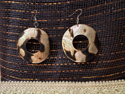 Vintage Mother-of-Pearl Disc Dangle Earrings