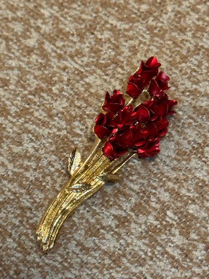 1997 Danbury Mint Red Rose Bouquet Brooch – Gold Plated & Enamel