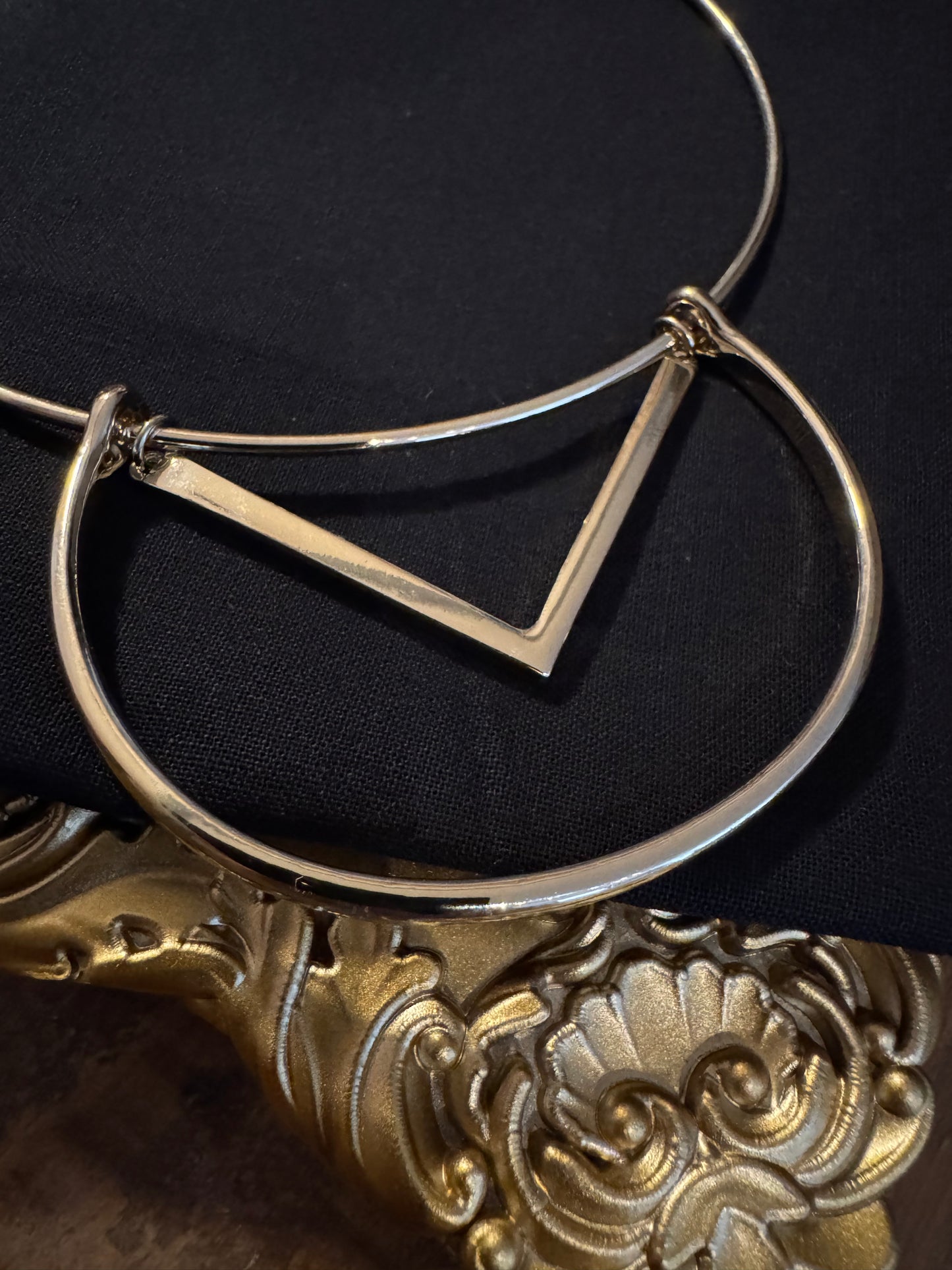 Signed White House Black Market Gold-Tone Minimalist Choker Necklace
