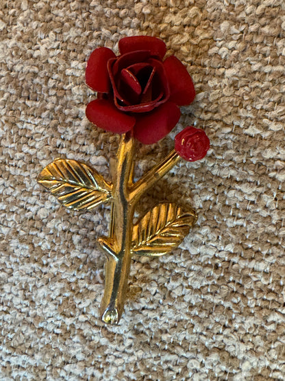 Vintage Matte Red Enamel Rose Brooch – Gold Tone Stem