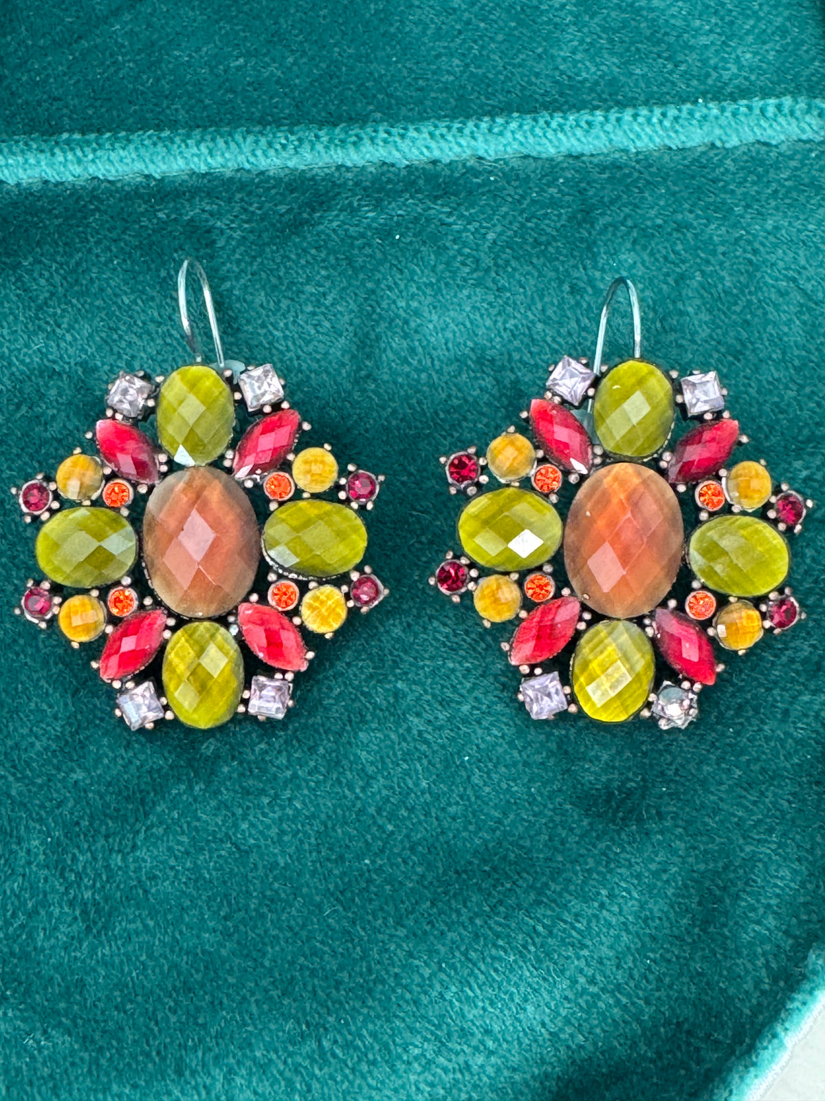 Vintage Signed Liz Claiborne "LC" Faceted Gemstone Cluster Drop Earrings