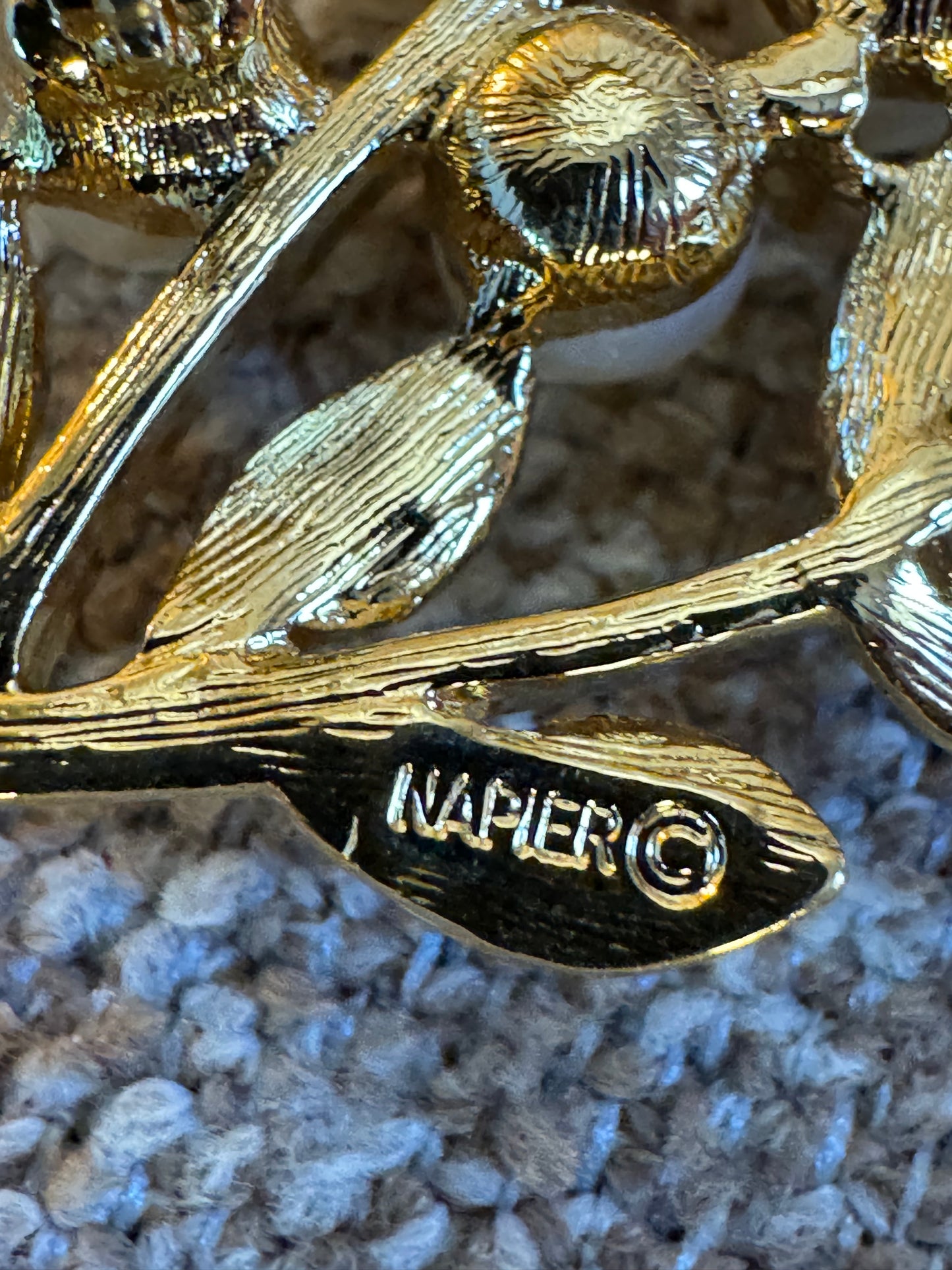 Vintage Signed Napier Gold-Tone Faux Pearl Leaf Brooch – Mid-Century