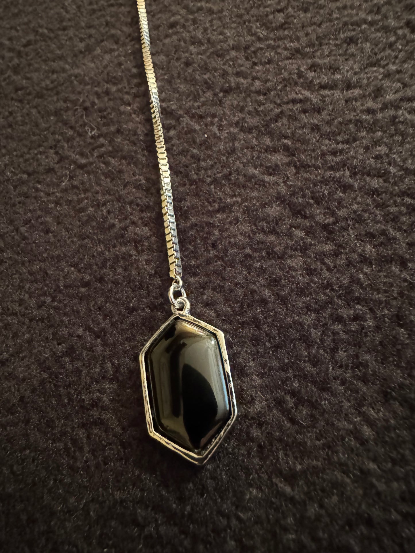 Signed White House Black Market 18" Silver-Tone Lariat Necklace with Black Stone Accents