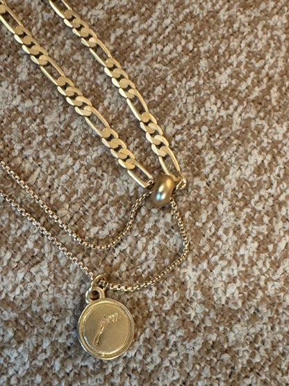 Jane Marie Grey Shell Oval Pendant Necklace with Crystal Border – Signed JM