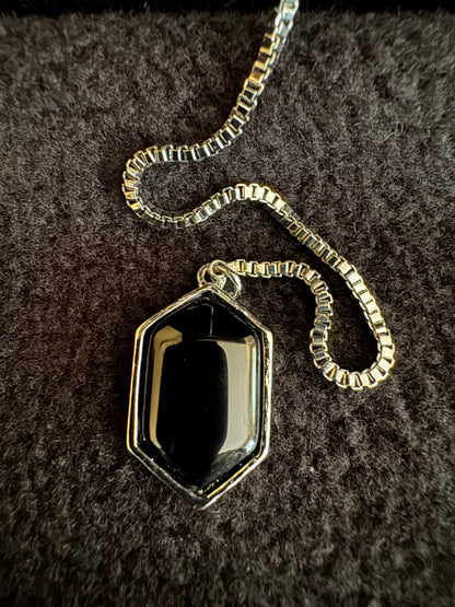 Signed White House Black Market 18" Silver-Tone Lariat Necklace with Black Stone Accents