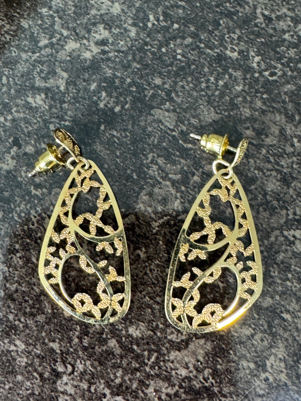 Boho-Chic Botanical Splendor: Vintage-Inspired Gold-Tone Filigree Statement Earrings