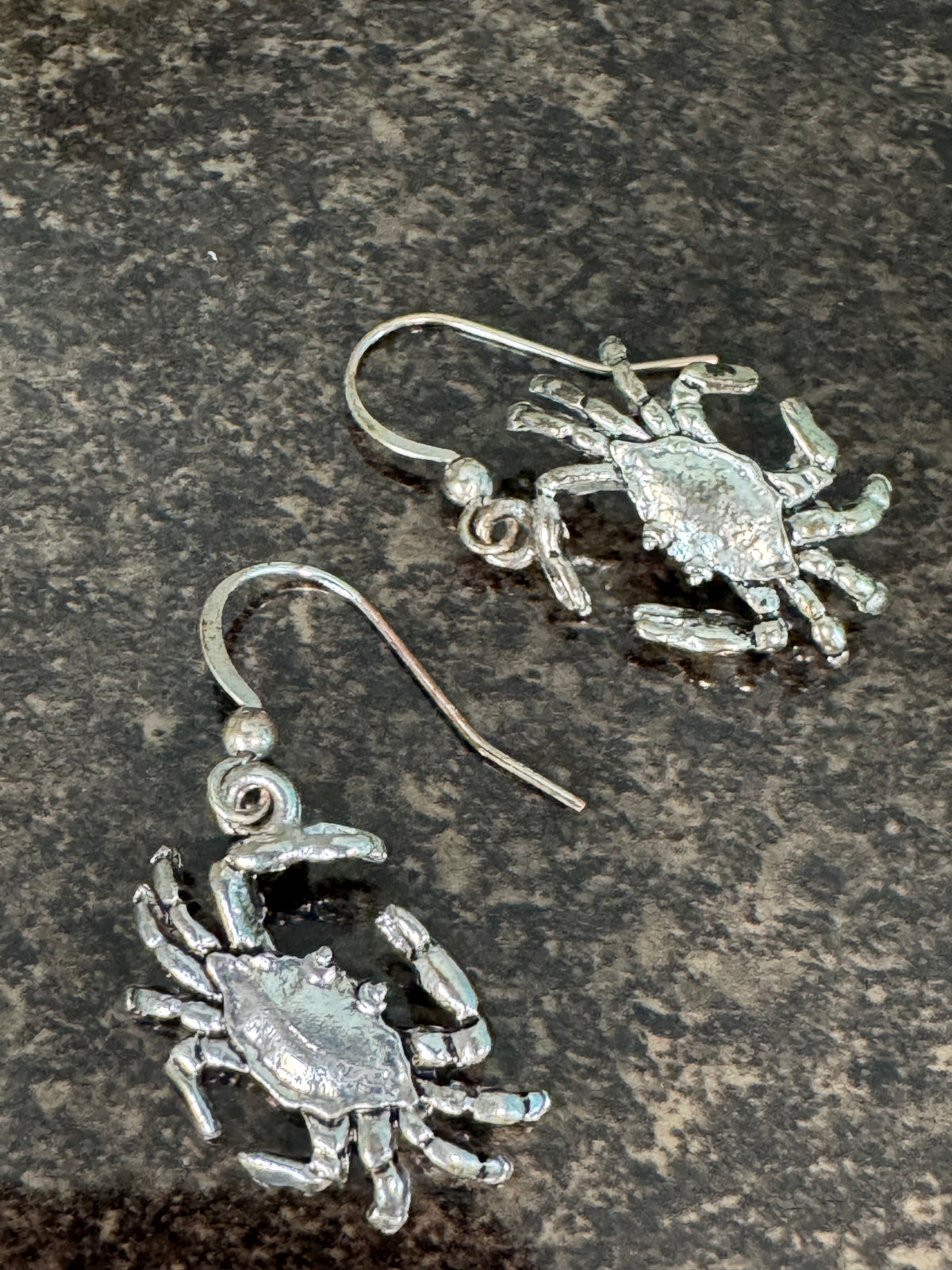 Coastal Charm Vintage Silver-Tone Textured Crab Dangle Earrings