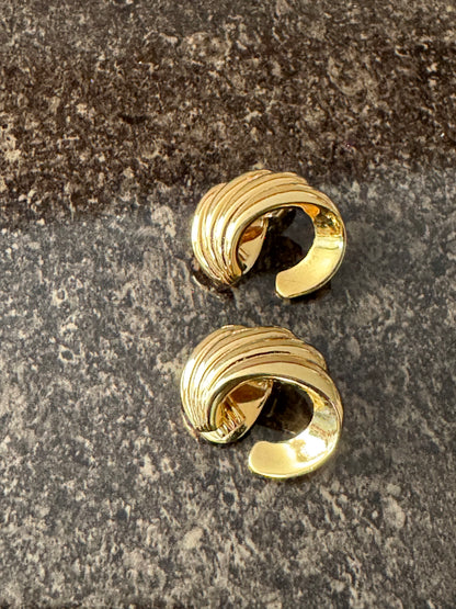 Signed Monet Vintage Gold Tone Clip Earrings