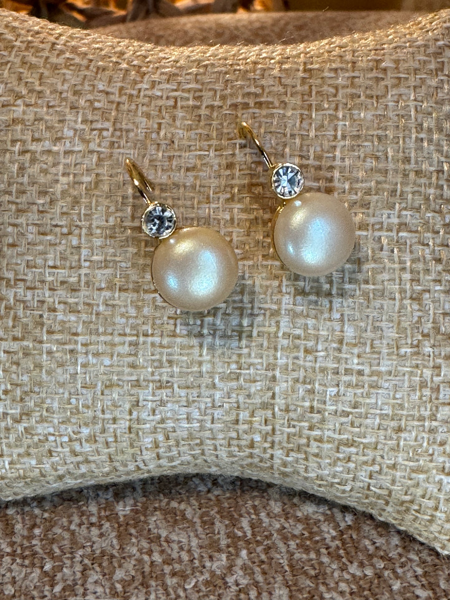 Vintage The Limited Art Deco-Inspired Faux Pearl Drop Earrings – Signed “LIMITED”