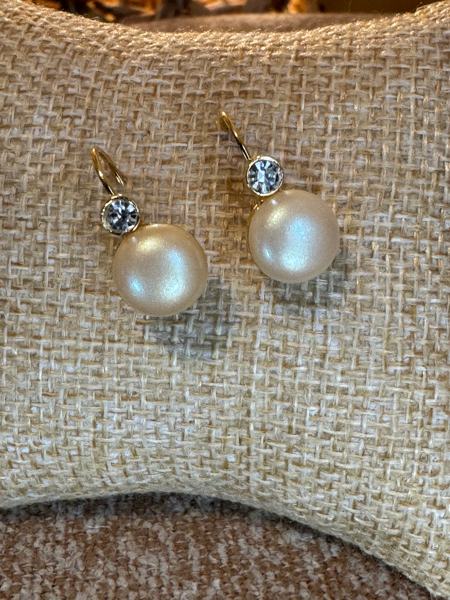 Vintage The Limited Art Deco-Inspired Faux Pearl Drop Earrings – Signed “LIMITED”