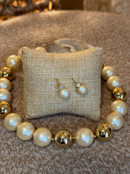 Vintage Liz Claiborne Gold-Tone and Faux Pearl Necklace Signed LC