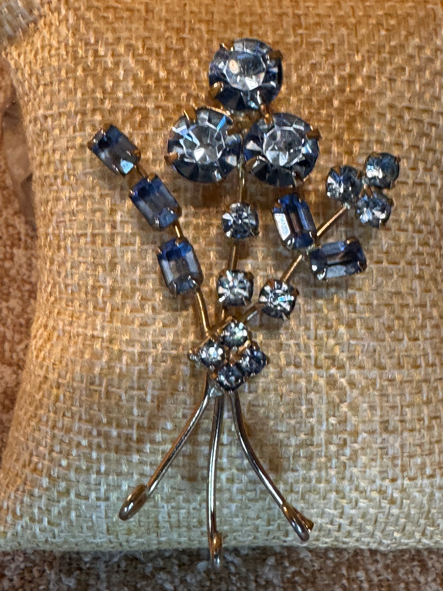 Vintage Blue Rhinestone Floral Brooch – Gold Tone Mid-Century Sparkle