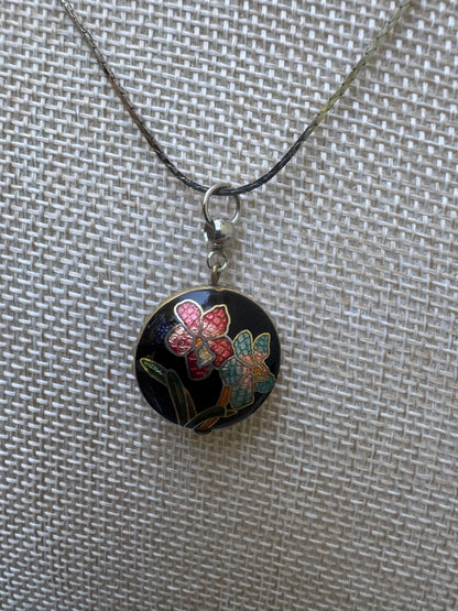 Vintage Floral Cloisonné Enamel Pendant Necklace
