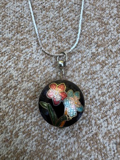 Vintage Floral Cloisonné Enamel Pendant Necklace