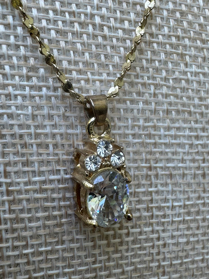 Vintage Elegance Crystal Pendant Necklace