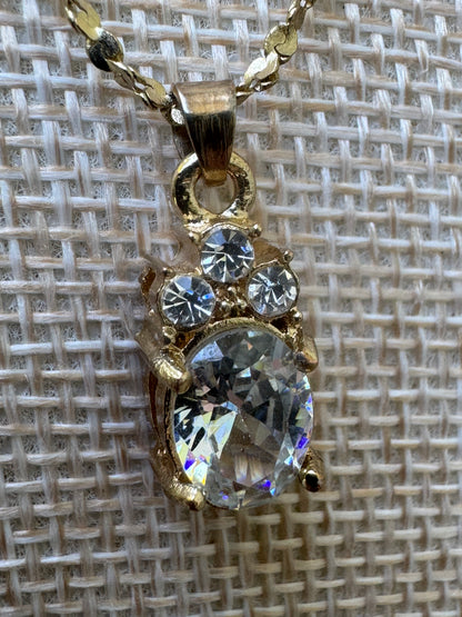 Vintage Elegance Crystal Pendant Necklace