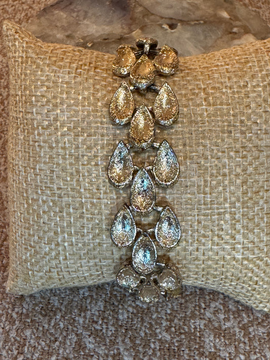 Vintage Signed Coro Gold-Tone Teardrop Link Bracelet – Mid-Century Costume Jewelry