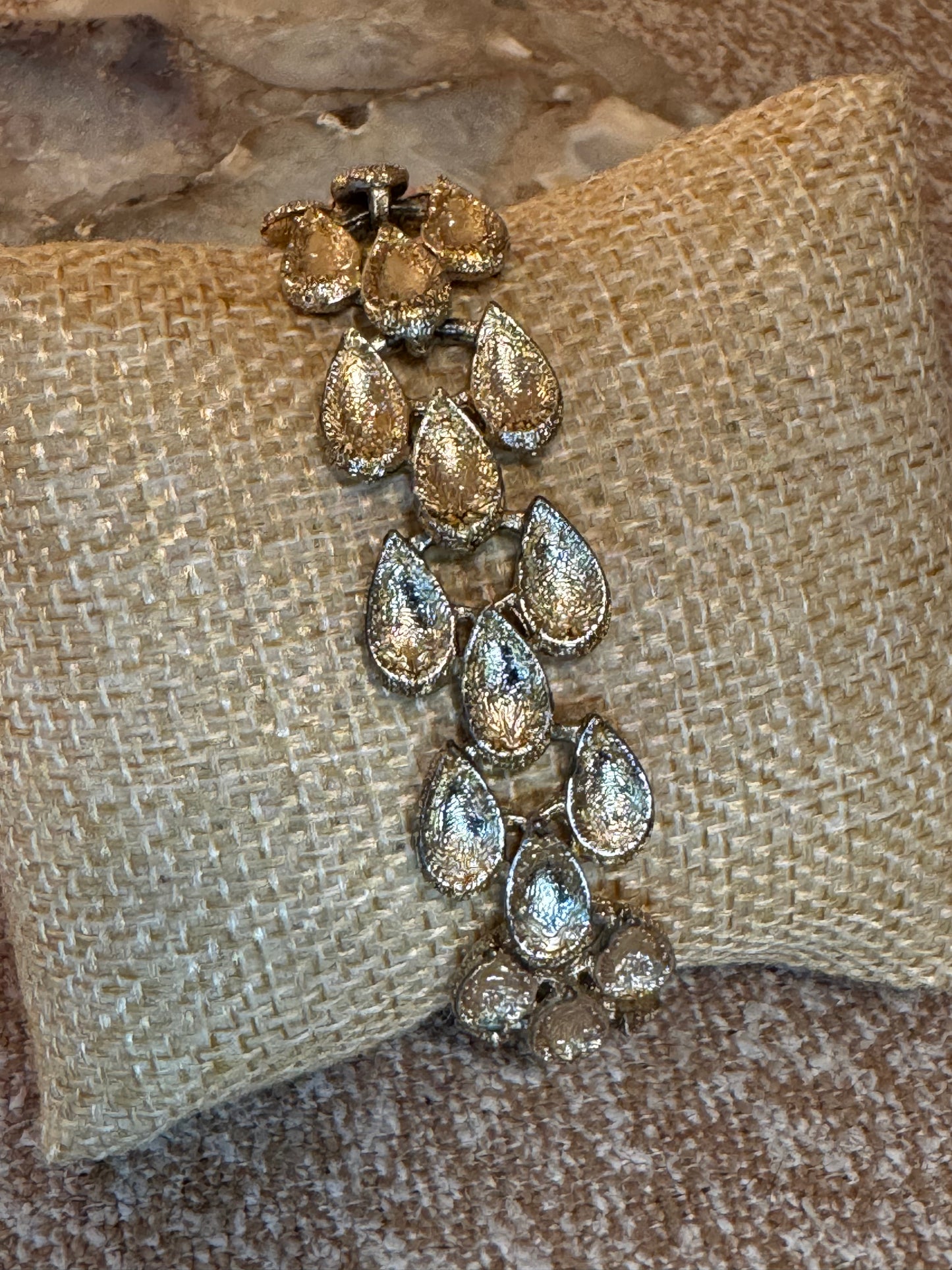 Vintage Signed Coro Gold-Tone Teardrop Link Bracelet – Mid-Century Costume Jewelry