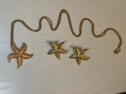 Vintage 1980s Avon Textured Gold-Tone Starfish Pendant Necklace