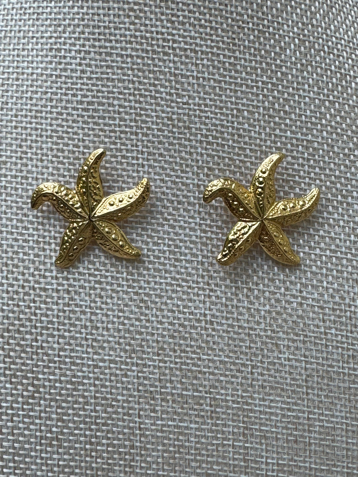 ✨ Golden Shore Starfish Statement Stud Earrings .75 inches