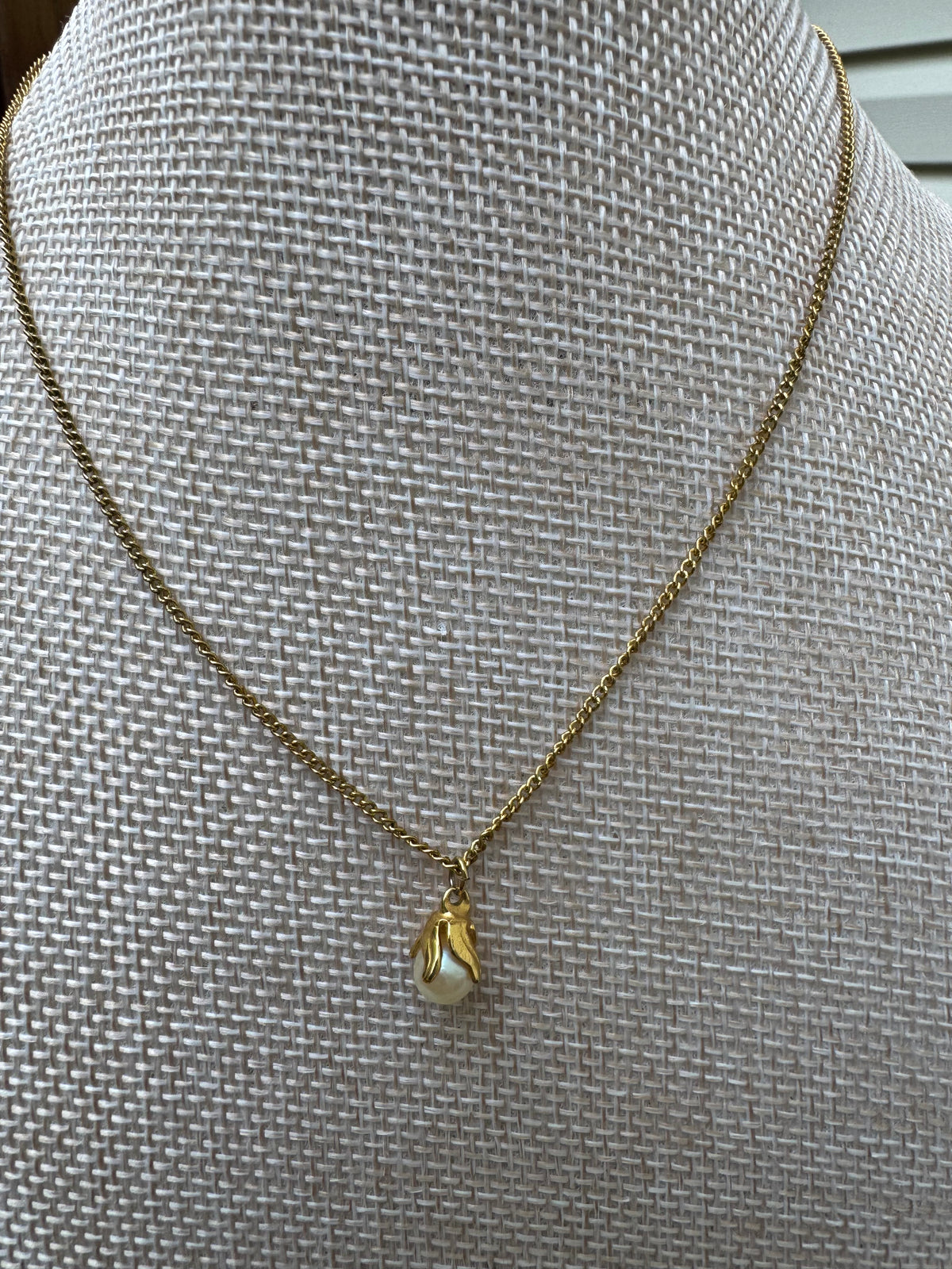 Vintage Faux Pearl Necklace