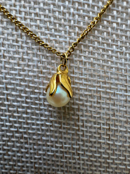 Vintage Faux Pearl Necklace