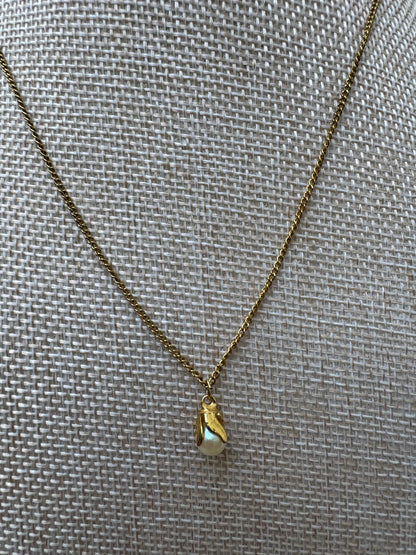 Vintage Faux Pearl Necklace