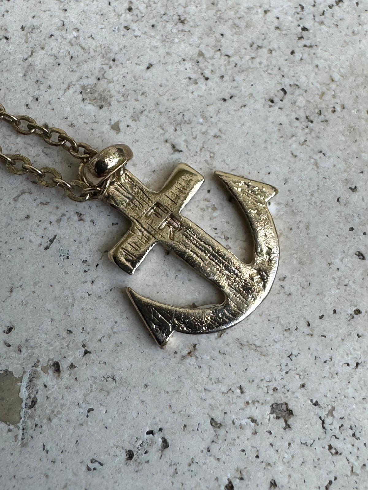 Chic Vintage-Style Glossy Enamel Striped Anchor Necklace