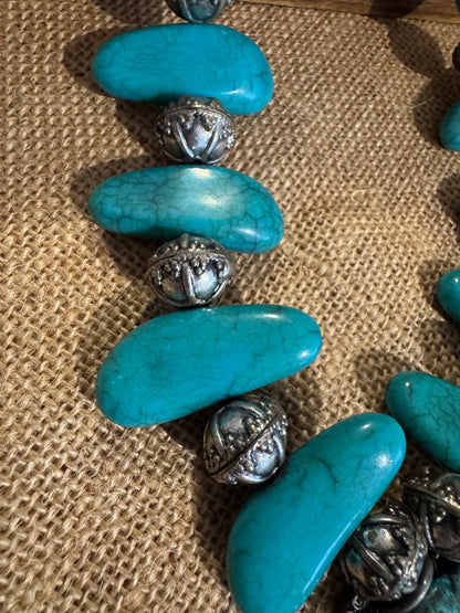 Chico's 16" Turquoise and Silver-Tone Pendant Necklace – Southwestern Chic