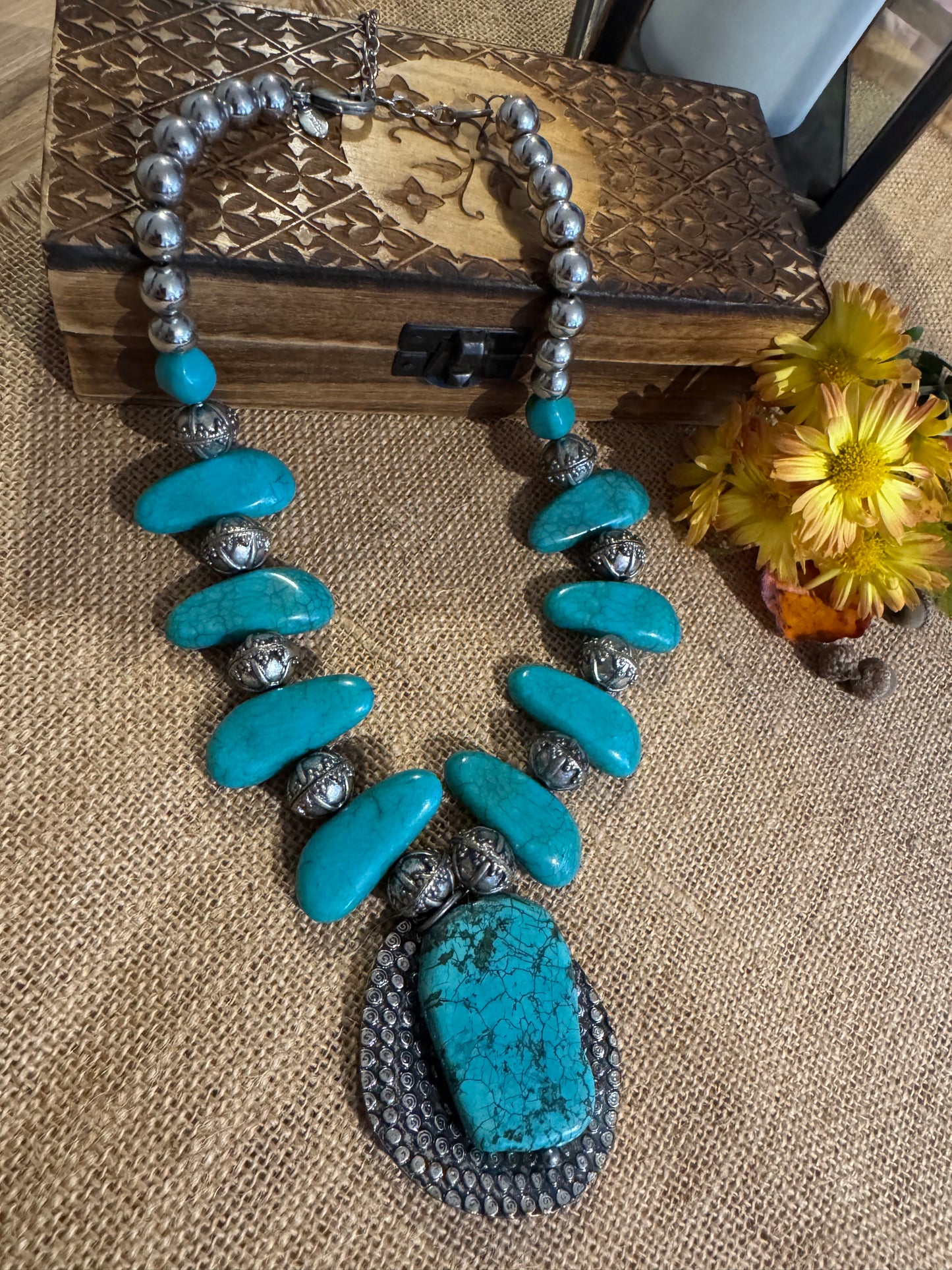 Chico's 16" Turquoise and Silver-Tone Pendant Necklace – Southwestern Chic