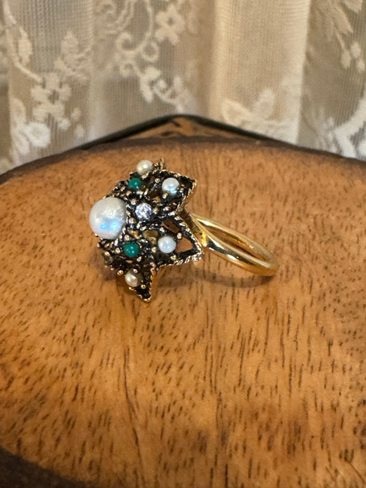 Vintage 1969 Sarah Coventry “Egyptian” Cocktail Ring – Timeless Starburst Elegance