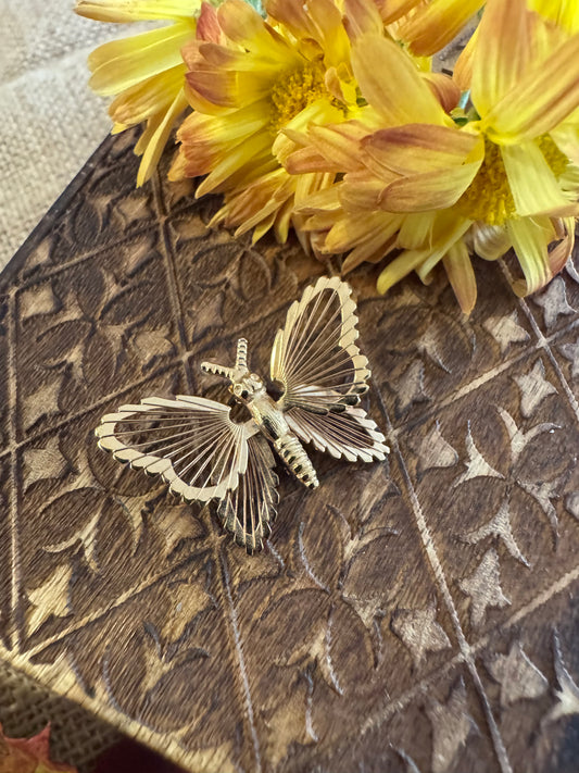 Vintage Signed Monet Gold-Plated Butterfly Brooch – 1980s Elegance