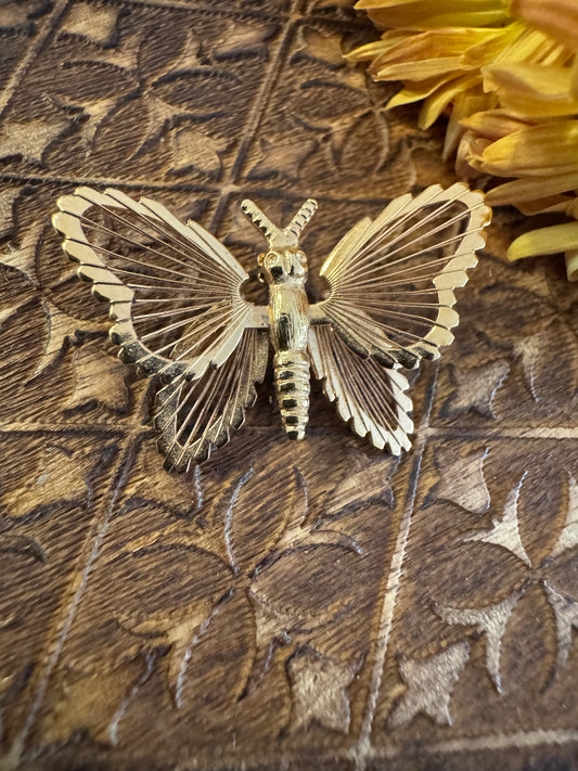 Vintage Signed Monet Gold-Plated Butterfly Brooch – 1980s Elegance