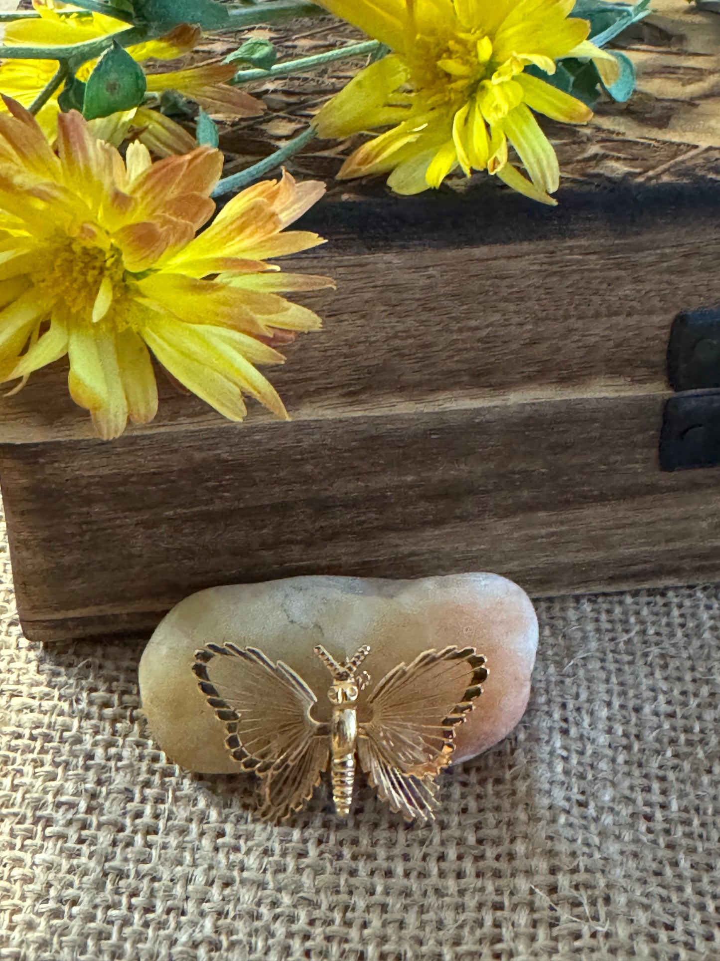 Vintage Signed Monet Gold-Plated Butterfly Brooch – 1980s Elegance