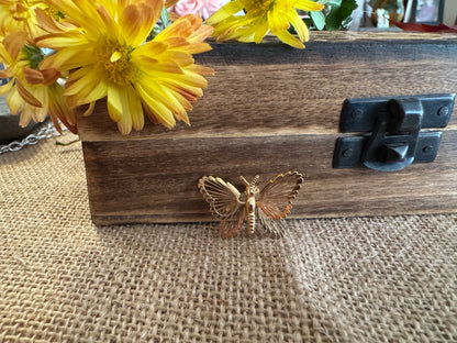 Vintage Signed Monet Gold-Plated Butterfly Brooch – 1980s Elegance