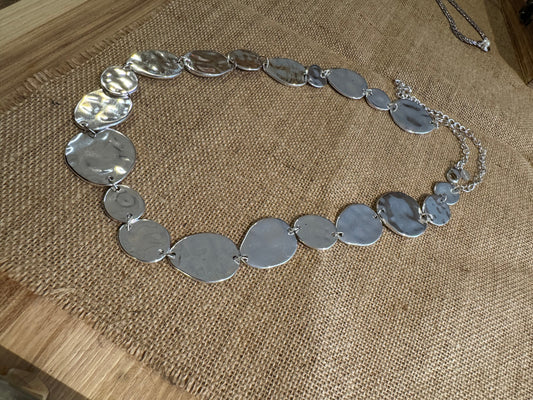 Vintage Silver-Tone Hammered Oval Link Necklace or Belt – Convertible 36" Statement Piece
