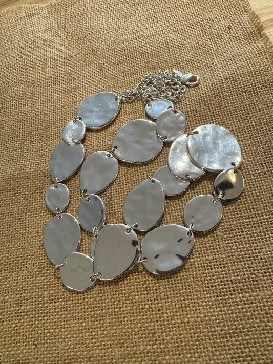 Vintage Silver-Tone Hammered Oval Link Necklace or Belt – Convertible 36" Statement Piece