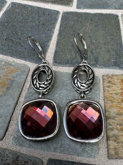 Vintage Elegance Cushion-Cut Crimson Drop Earrings